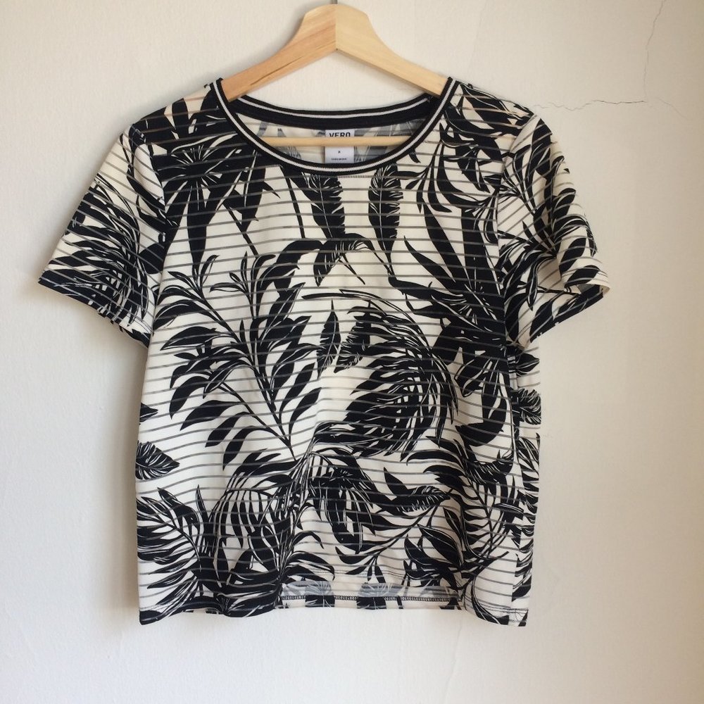 Vero Moda tropical tee